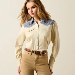 Ariat Women's Horseshoe Western Snap Shirt