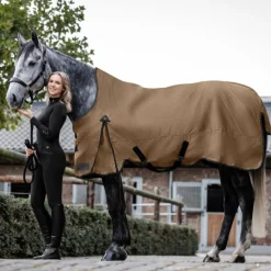 Waldhausen Arctic High Neck 200g Turnout Rug